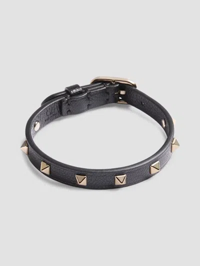 Valentino Garavani Spike Leather Bracelet In Black