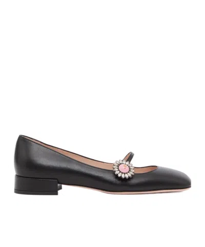 Valentino Garavani Square-toed Flats In Black