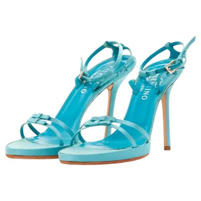 Pre-owned Valentino Garavani Valentino S/s 2004 Turquoise Satin With Bows Platform Saldals In Blue