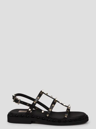 Valentino Garavani Straps Calfskin Rockstud Sandal In Black