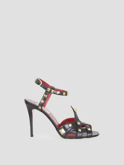 Valentino Garavani Valentino Studded Flat Sandal In Black