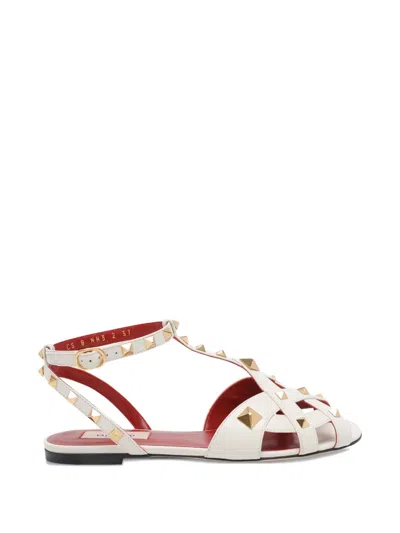 Valentino Garavani Valentino Vlogo Signature Rockstud Leather Sandal In White