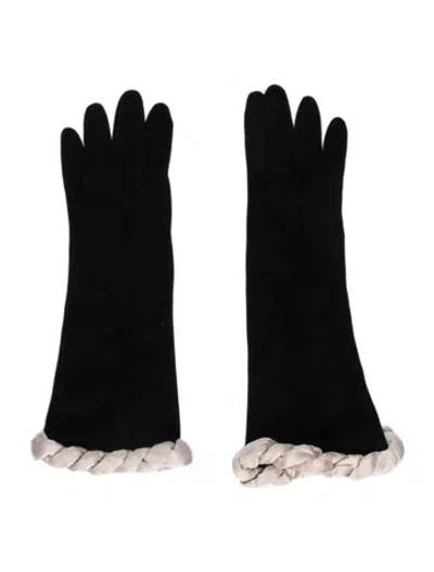 Pre-owned Valentino Garavani Valentino Suede Gloves In Black