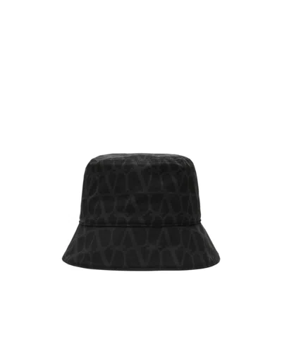 Valentino Garavani Toile Iconographe Bucket Hat In Black