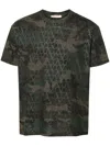 Valentino Toile Iconographe Camouflage-print T-shirt In Green