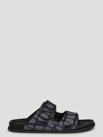 Valentino Garavani Toile Iconographe Slide Sandal In Black