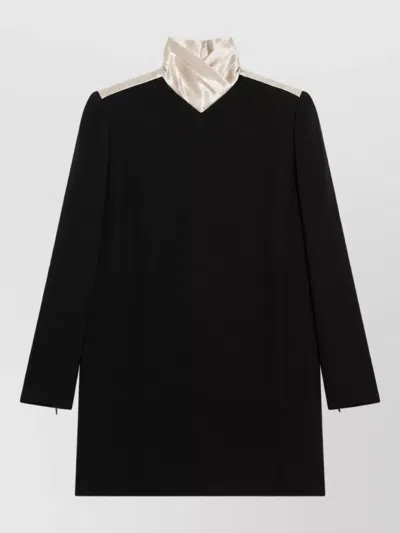 Valentino Trench Coat In Black