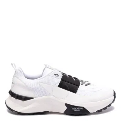 VALENTINO GARAVANI VALENTINO TRUE ACT LOW-TOP SNEAKERS
