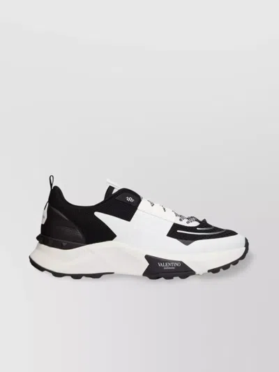Valentino Garavani True Act Sneakers Chunky Sole In White