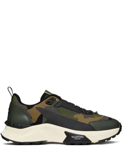 Valentino Garavani Sneakers In Green