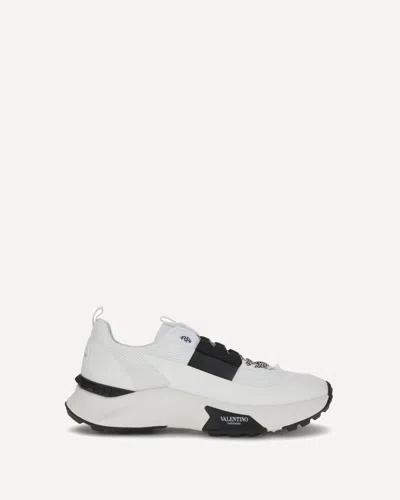 Valentino Garavani True Act Sneakers In White
