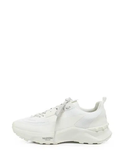 Pre-owned Valentino Garavani True Act Sneakers In White