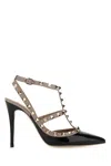 VALENTINO GARAVANI TWO-TONE LEATHER ROCKSTUD PUMPS
