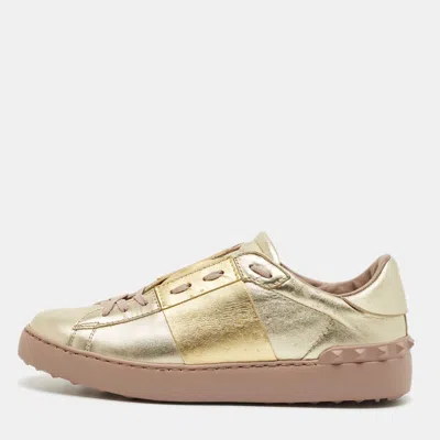 Pre-owned Valentino Garavani Two Tone Metallic Leather Open Low Top Sneakers Size 40 In Silver