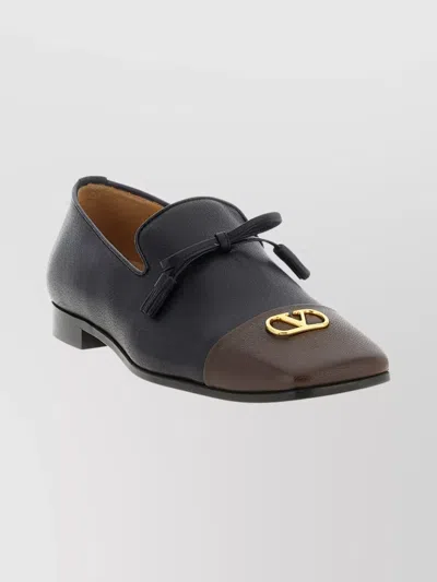 VALENTINO GARAVANI TWO-TONE TASSEL LOAFERS SQUARE TOE