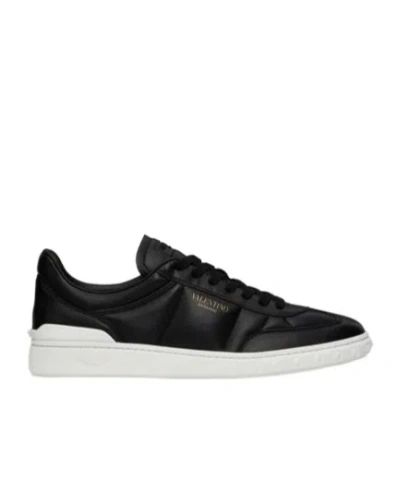 VALENTINO GARAVANI VALENTINO GARAVANI UPVILLAGE LOW-TOP SNEAKERS