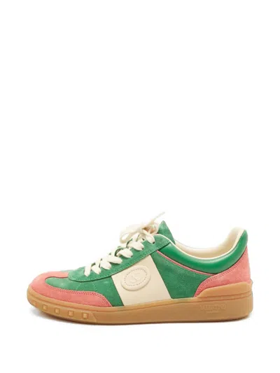 Pre-owned Valentino Garavani Upvillage Suede Sneakers In 绿色