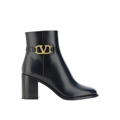 Valentino Garavani V-logo Leather Ankle Boots In Black