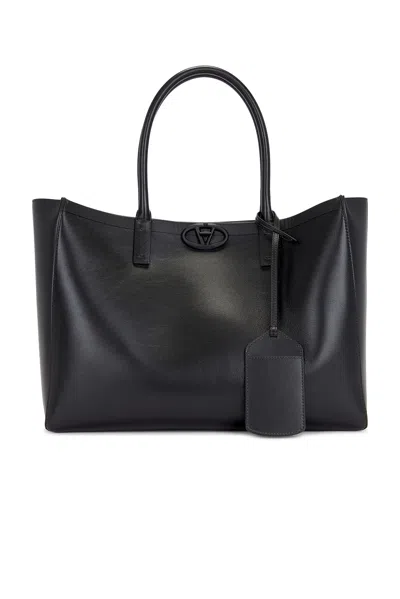 Valentino Garavani V Logo Locker Medium Tote Bag In Nero