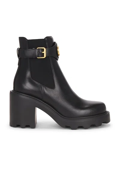 Valentino Garavani V Logo Signature Beatle Boot In Black