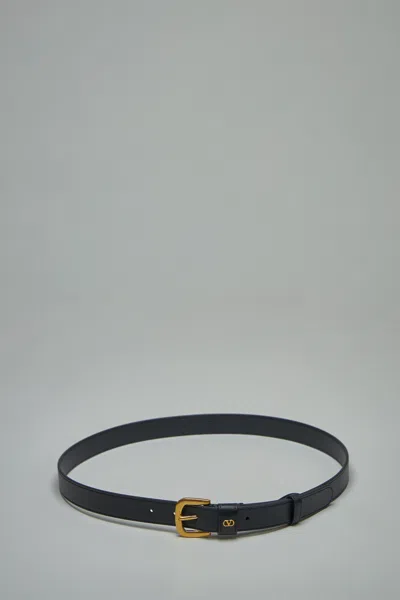Valentino Garavani V-logo Signature Belt In Shiny Calfskin In Black