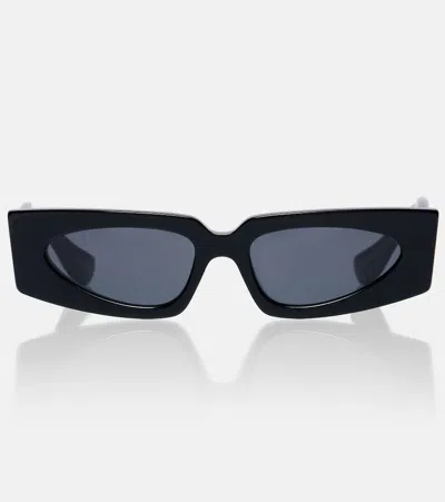 Valentino Vain Bold Vlogo Rectangular Sunglasses In Black