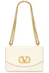 Valentino Garavani Borsa A Spalla Piccola In Pelle Butter White Con Tracolla A Catena Women