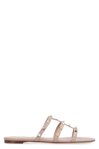 Valentino Garavani Valentino  - Rockstud Leather Slides In Neutral