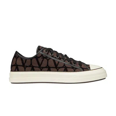 Pre-owned Valentino Garavani Valentino Valentino Toile Iconographe Low 'brown' | Men's Size 42.5