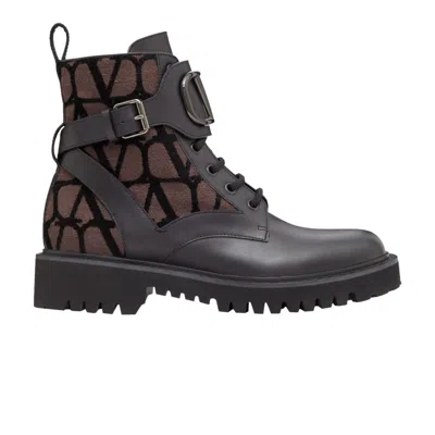 Pre-owned Valentino Garavani Valentino Valentino Wmns Iconographe Combat Boot 'vlogo - Fondant Black' | Women's Size 36