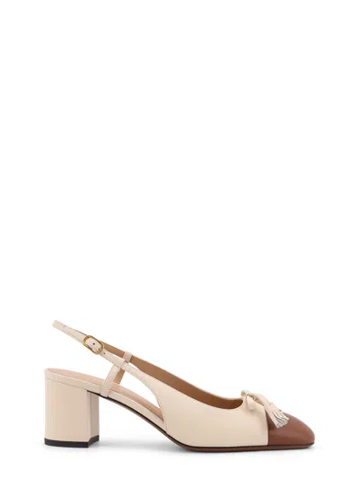 Valentino Garavani Valet Du Roi Leather Slingback Décolleté