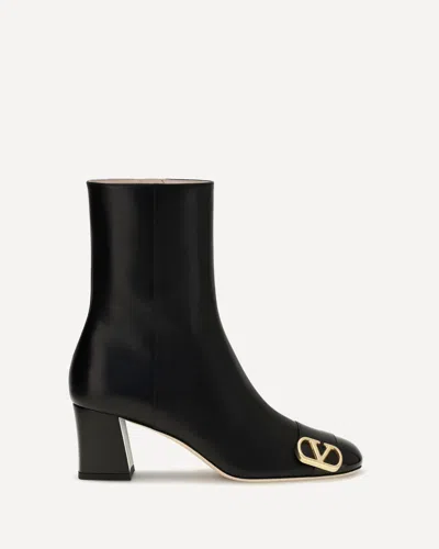 Valentino Garavani Veeside Leather Ankle Boots In Black