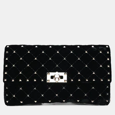 Pre-owned Valentino Garavani Velvet Quilted Rockstud Clutch With Chain In Black