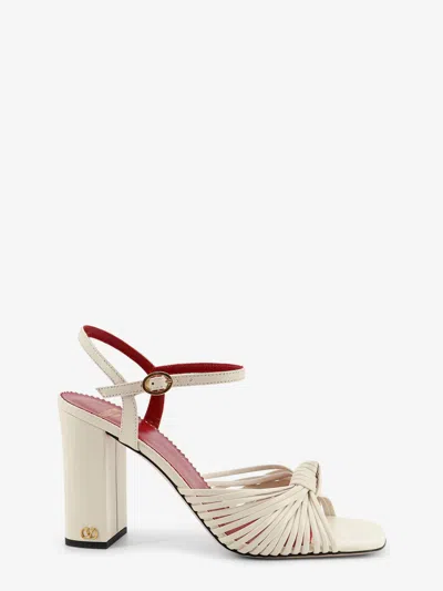 Valentino Garavani Vg Annet Leather Sandals With Metal Vlogo In Neutral