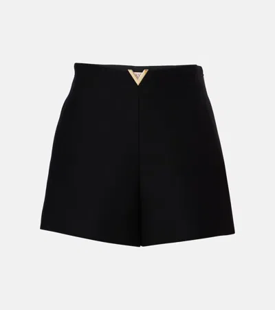Valentino Vgold Crepe Couture Shorts In Schwarz