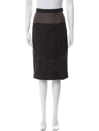 Pre-owned Valentino Vintage Knee-length Skirt In Brown