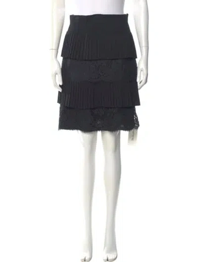 Pre-owned Valentino Vintage Knee-length Skirt In Gray