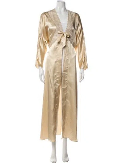 Pre-owned Valentino Vintage Lace Pattern Robe In Gold