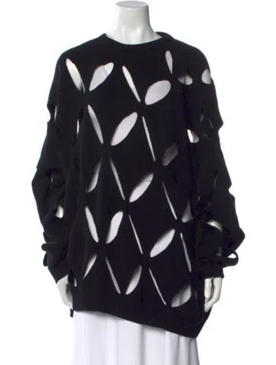 Pre-owned Valentino Virgin Wool Crew Neck Sweater In Black