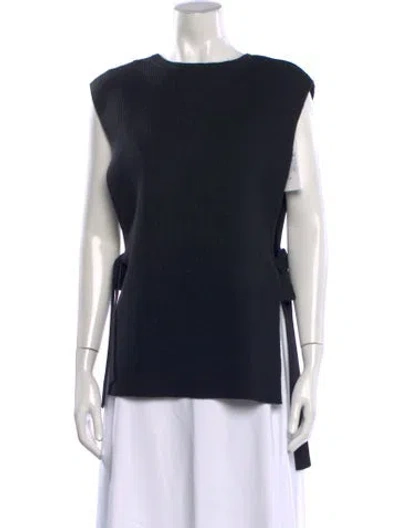 Pre-owned Valentino Virgin Wool Crew Neck Sweater In Black