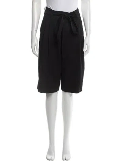 Pre-owned Valentino Virgin Wool Knee-length Shorts In Black