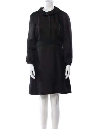 Pre-owned Valentino Virgin Wool Mini Dress In Black