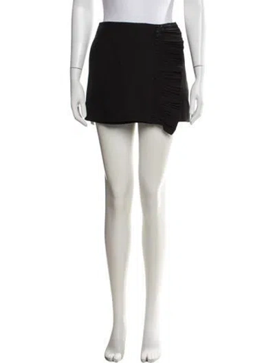 Pre-owned Valentino Virgin Wool Mini Shorts In White