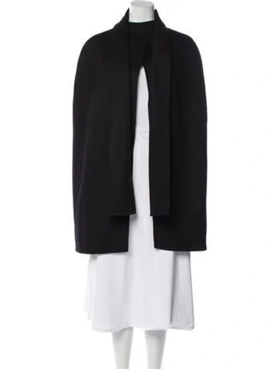 Pre-owned Valentino Virgin Wool Shawl In Black