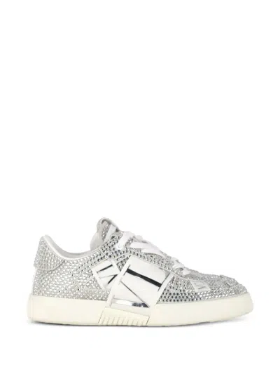 Pre-owned Valentino Garavani Vl7n Crystal-embellished Sneakers In White