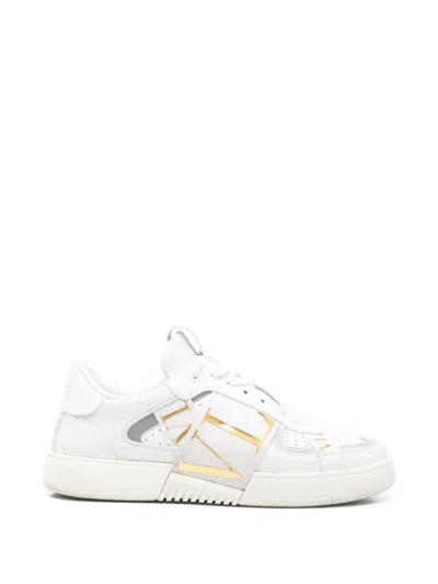 Pre-owned Valentino Garavani Vl7n Leather Low-top Sneakers In White