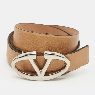 Pre-owned Valentino Garavani Vlogo 85 Cm Buckle Belt Beige Leather In Sand