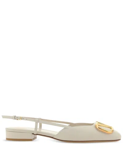 Valentino Garavani Vlogo Ballerina Flats In White