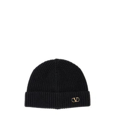 Valentino Garavani Cashmere Ribbed Texture Beanie With Turn-up Brim In Black