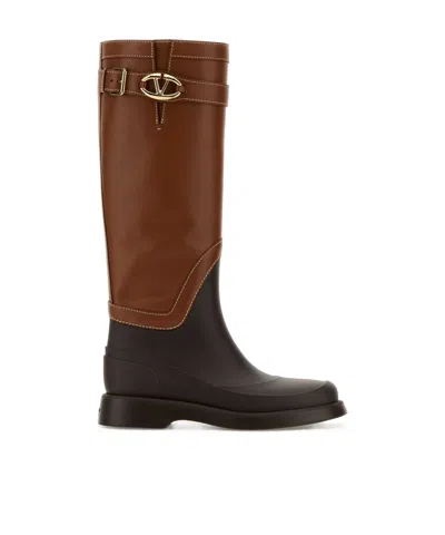 Valentino Garavani Two-tone Leather And Rubber Vlogo Bold Boots In Brown